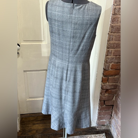 Talbots V-Neck Sleeveless Fully-Lined Wool Dress - Picture 9 of 12